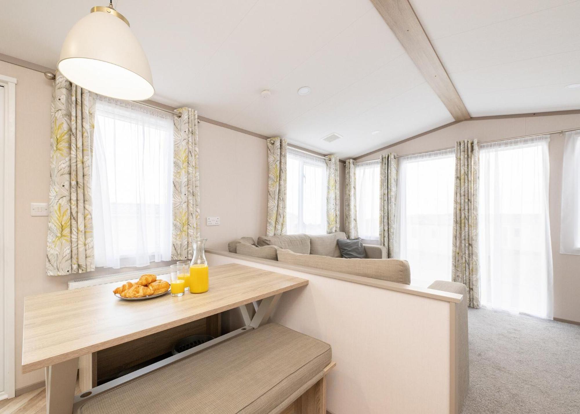 Tencreek Looe Room photo